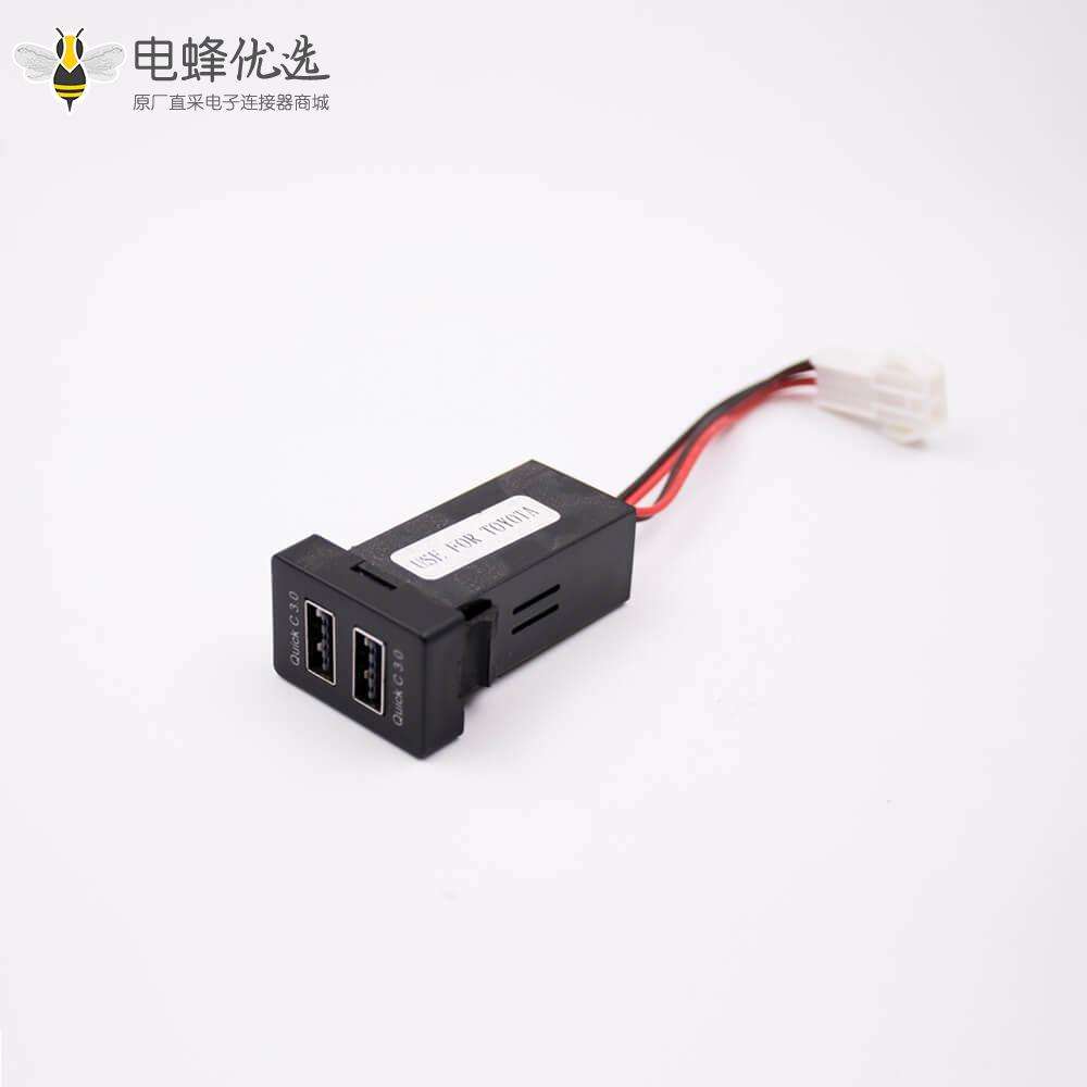 快充车载充电器双USB接口带线