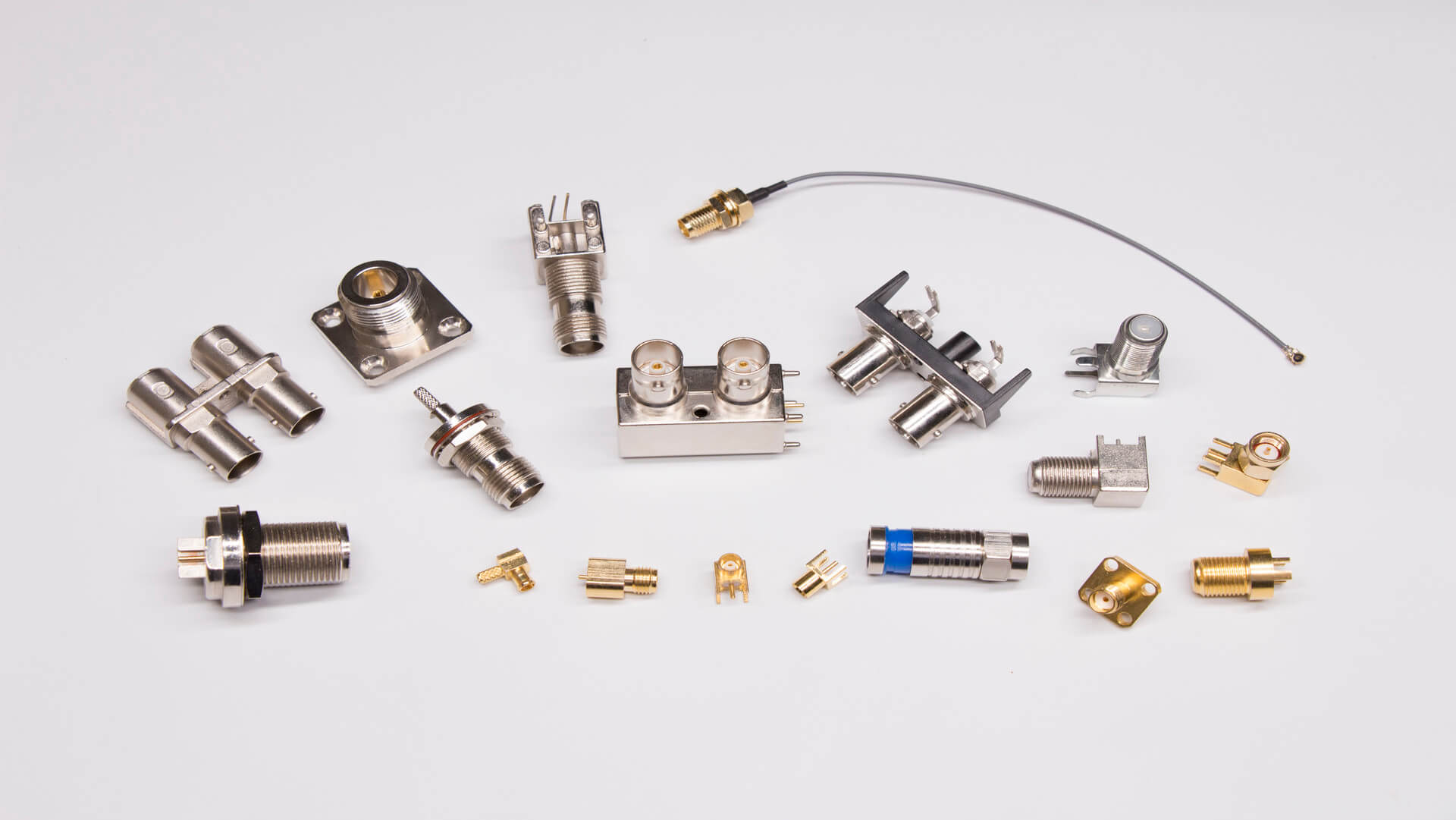 rf connector-dqxn.JPG