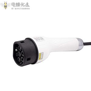 新能源连接器厂家迎来发展大潮 新能源连接器厂家迎来发展大潮
