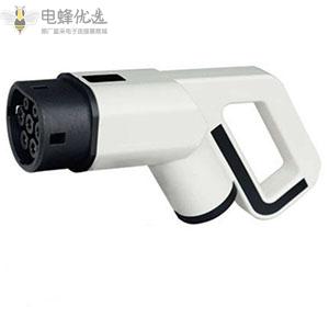 电蜂优选欧标充电枪助力新能源汽车出行 电蜂优选欧标充电枪助力新能源汽车出行