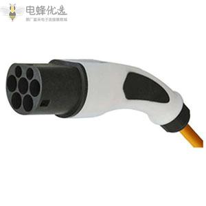 电蜂优选欧标充电枪助力新能源汽车出行 电蜂优选欧标充电枪助力新能源汽车出行